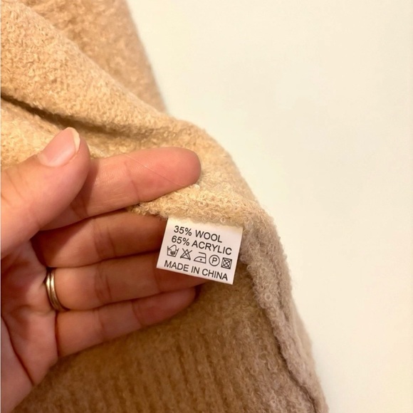 NWT Peekskill Wool-Blend Happy Hibiscus Contrast Cardigan - Size M - Picture 7 of 7